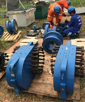 Line Stopping Used to Change Leaking Valve with Zero Interruption to Production in Nigeria