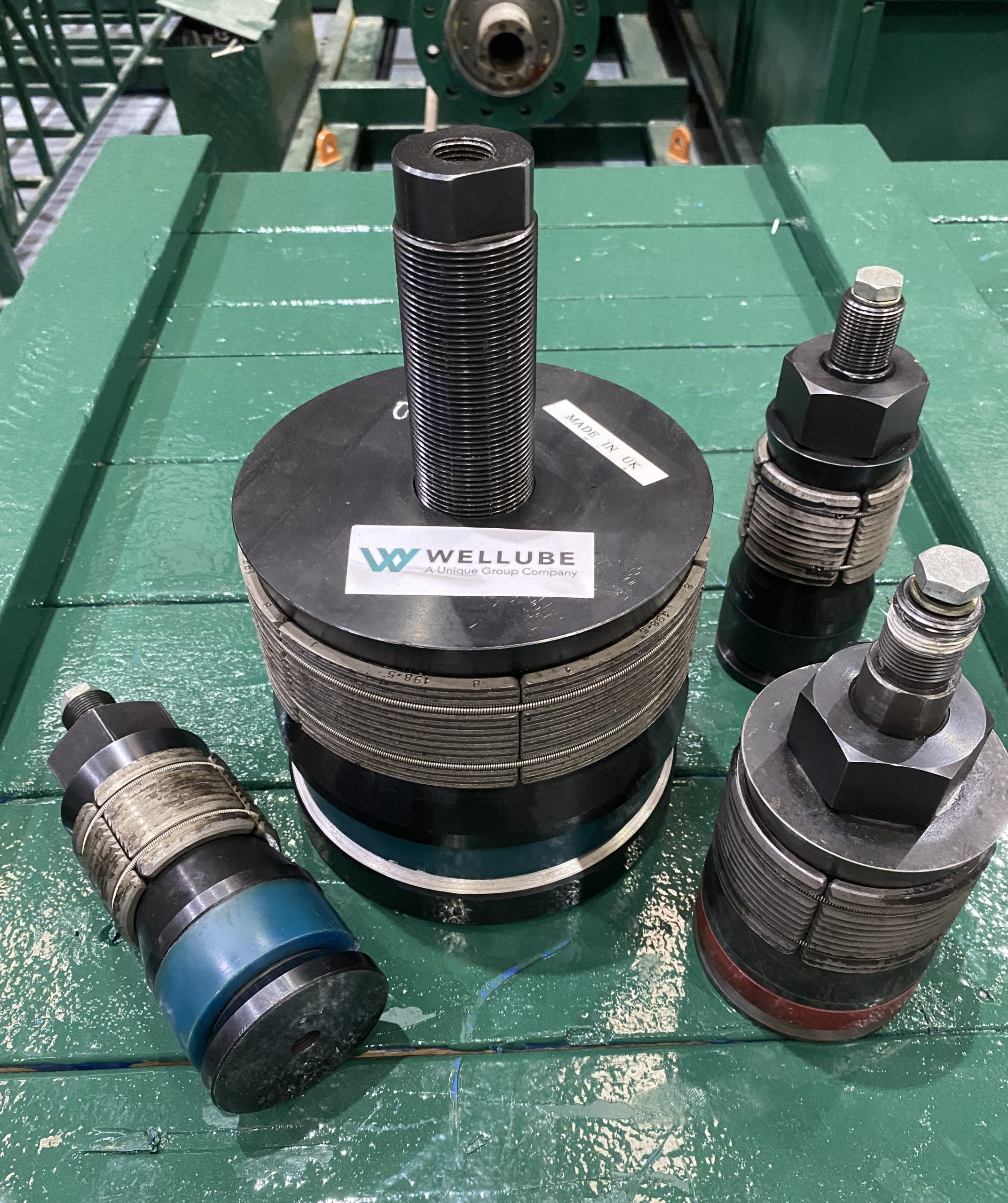 High pressure plugs