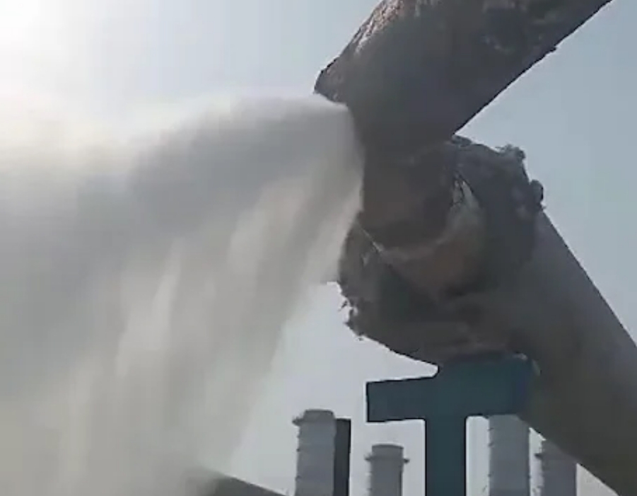 25 Bar, 350 °C Steam Leak Successfully Sealed in UAE